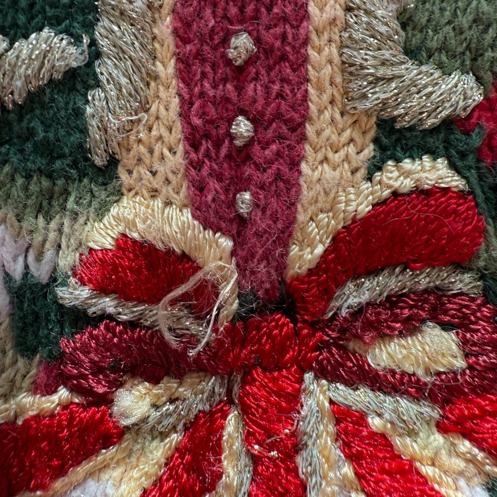 Christmas Sweater - Picture 7 of 9